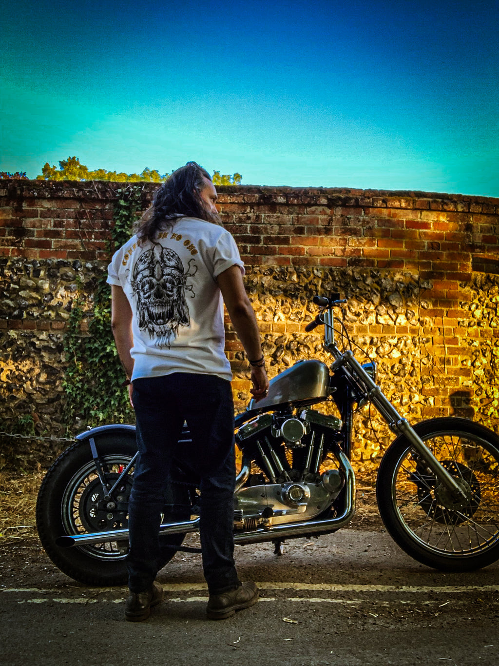 Confide In No One T-Shirt